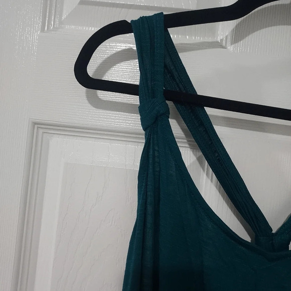 NWT Maurices Dark Teal Blue/Green Knot Racerback Tank Top in Size 2X - Picture 3 of 9
